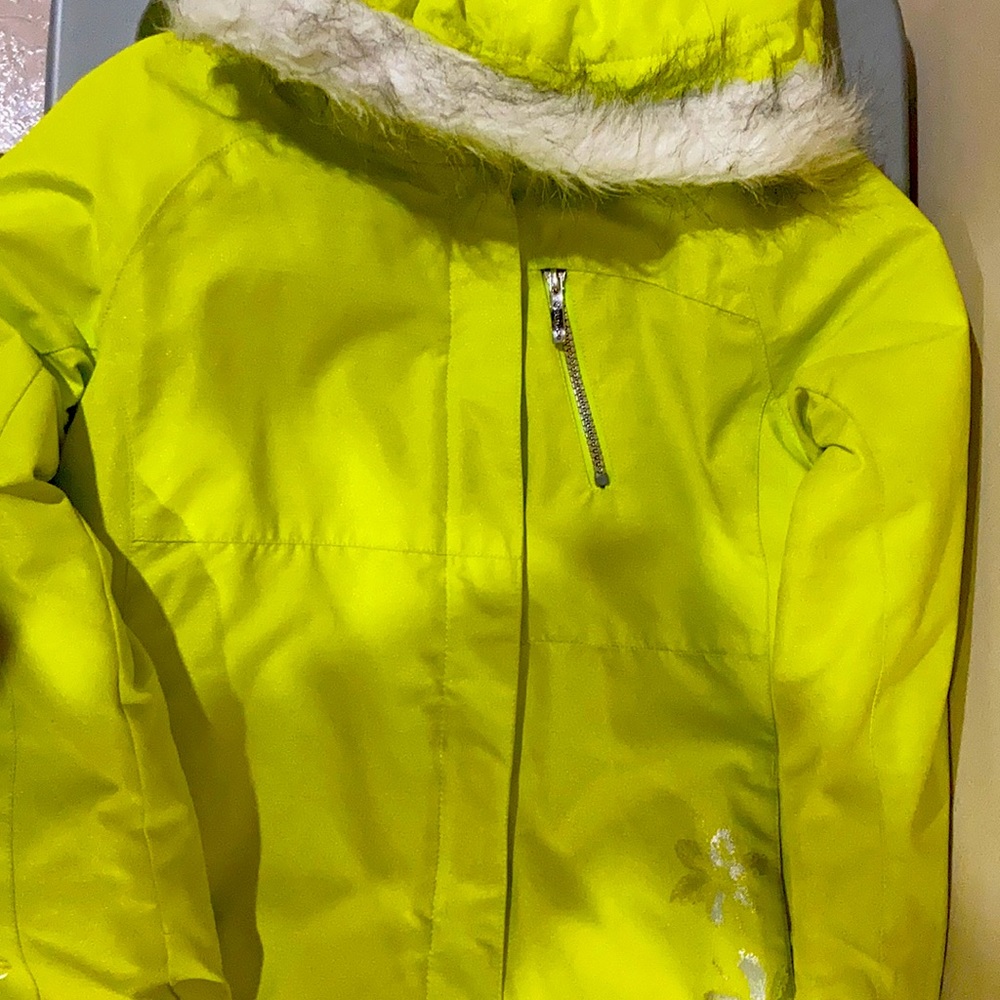 Girl Coat(FOR SERIOUS BUYERS ONLY!)